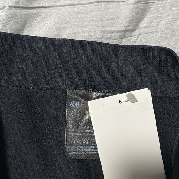 H&M STIRRUP BLACK LEGGINGS NWT - Picture 4 of 7